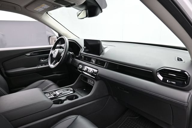 Used 2023 Honda Pilot EX-L image 32