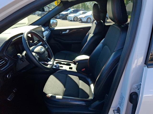 Certified 2023 Ford Escape ST-Line w/ Tech Pack #1 image 13
