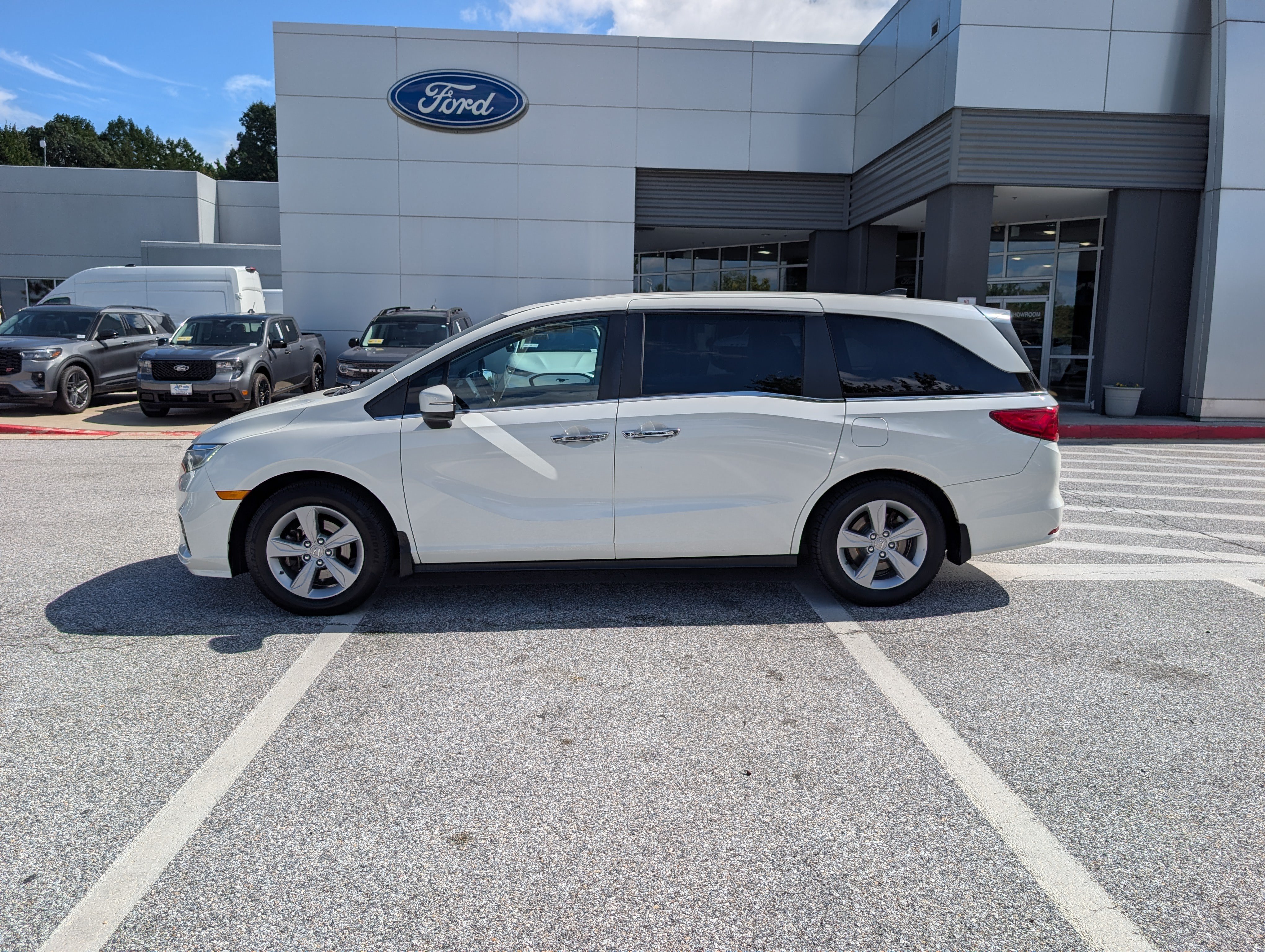 Used 2019 Honda Odyssey EX-L image 7