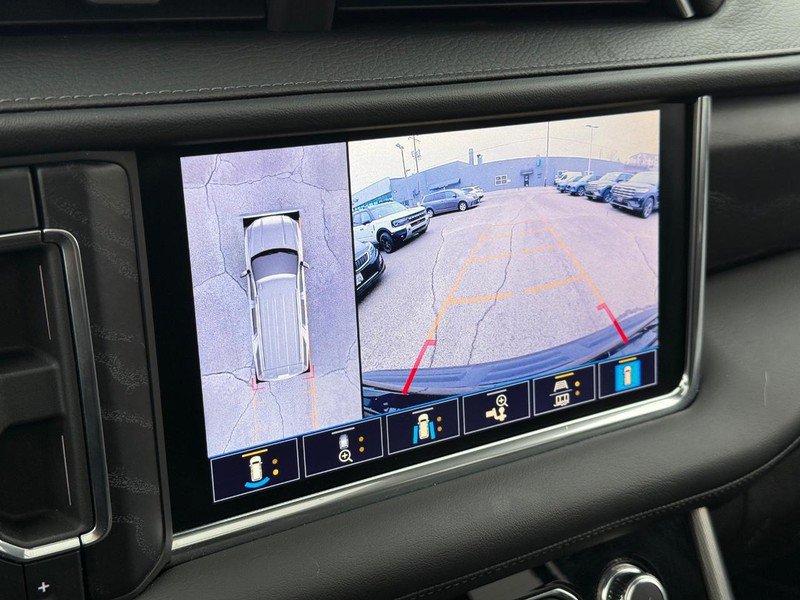 Used 2021 GMC Yukon XL Denali w/ Denali Premium Package image 25