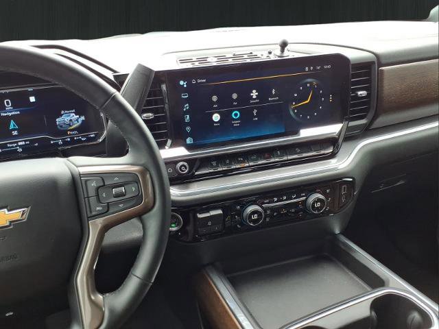 Used 2024 Chevrolet Silverado 2500 High Country w/ High Country Premium Package image 21