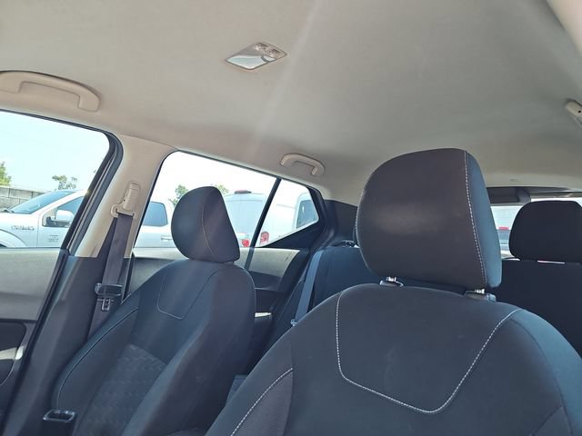 Used 2022 Nissan Kicks SV FWD image 10
