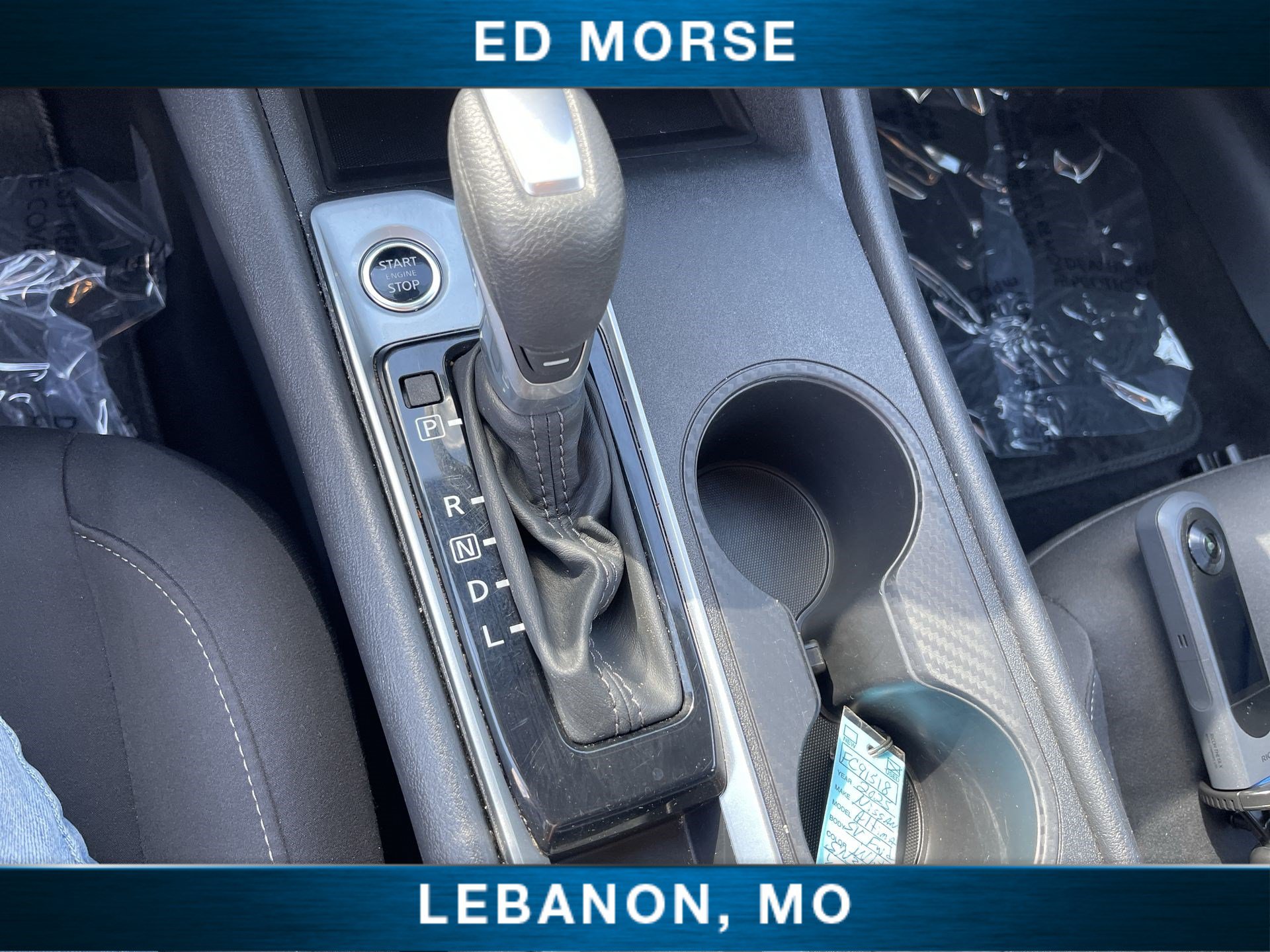 Used 2025 Nissan Altima 2.5 SV FWD image 15