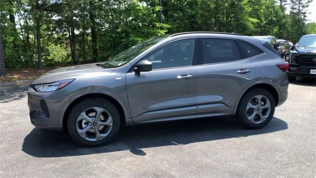 Certified 2023 Ford Escape ST-Line w/ Tech Pack #1 image 7