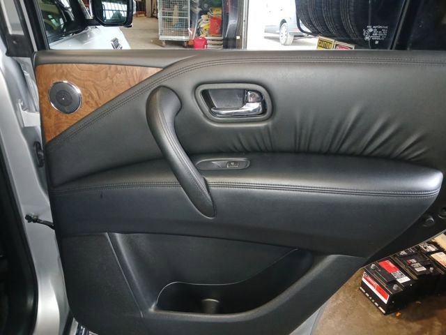 Used 2024 Nissan Armada SL w/ Captain's Chairs Package image 42