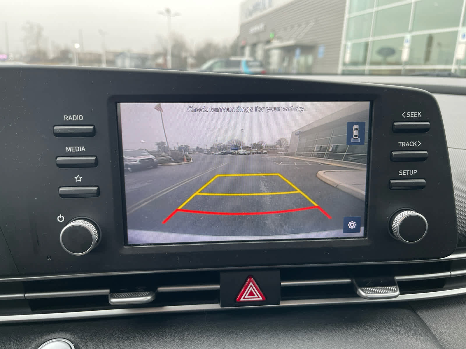 Used 2021 Hyundai Elantra SEL image 13