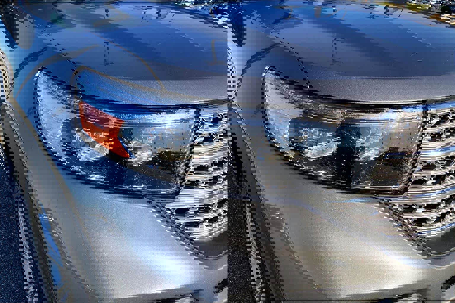 Certified 2021 Ford Explorer Limited w/ Equipment Group 301A image 25