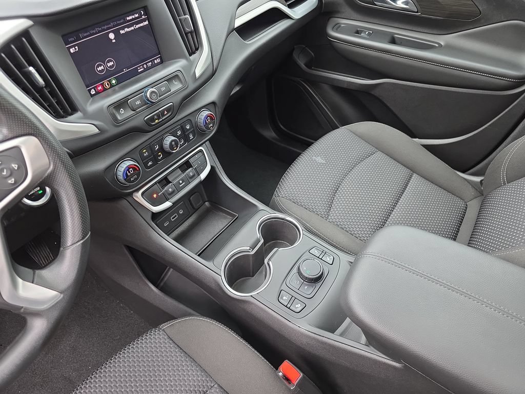 Used 2024 GMC Terrain SLE w/ Driver Convenience Package FWD image 22