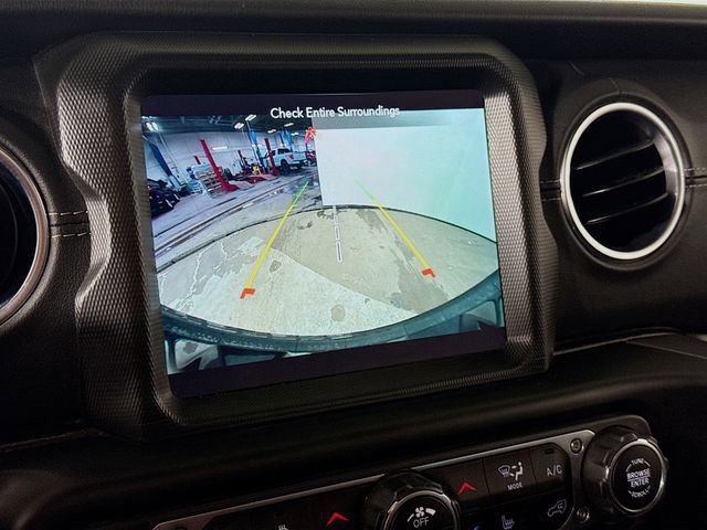 Used 2021 Jeep Wrangler Unlimited Sahara w/ Cold Weather Group AWD/4WD image 14