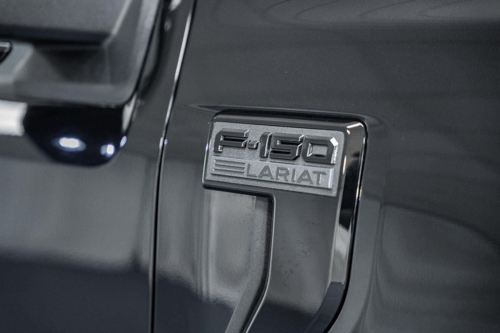 Certified 2023 Ford F150 Lariat w/ Equipment Group 502A High image 11