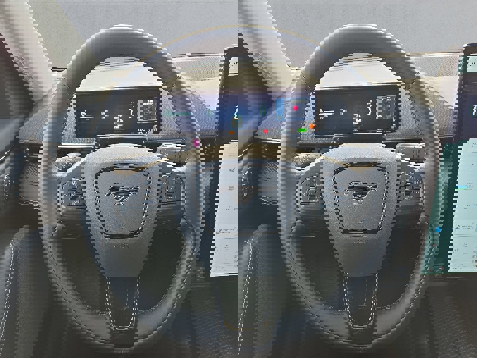 Certified 2025 Ford Mustang Mach-E Premium image 13