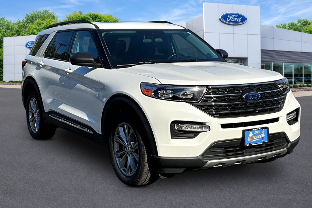 Certified 2024 Ford Explorer XLT w/ Equipment Group 202A