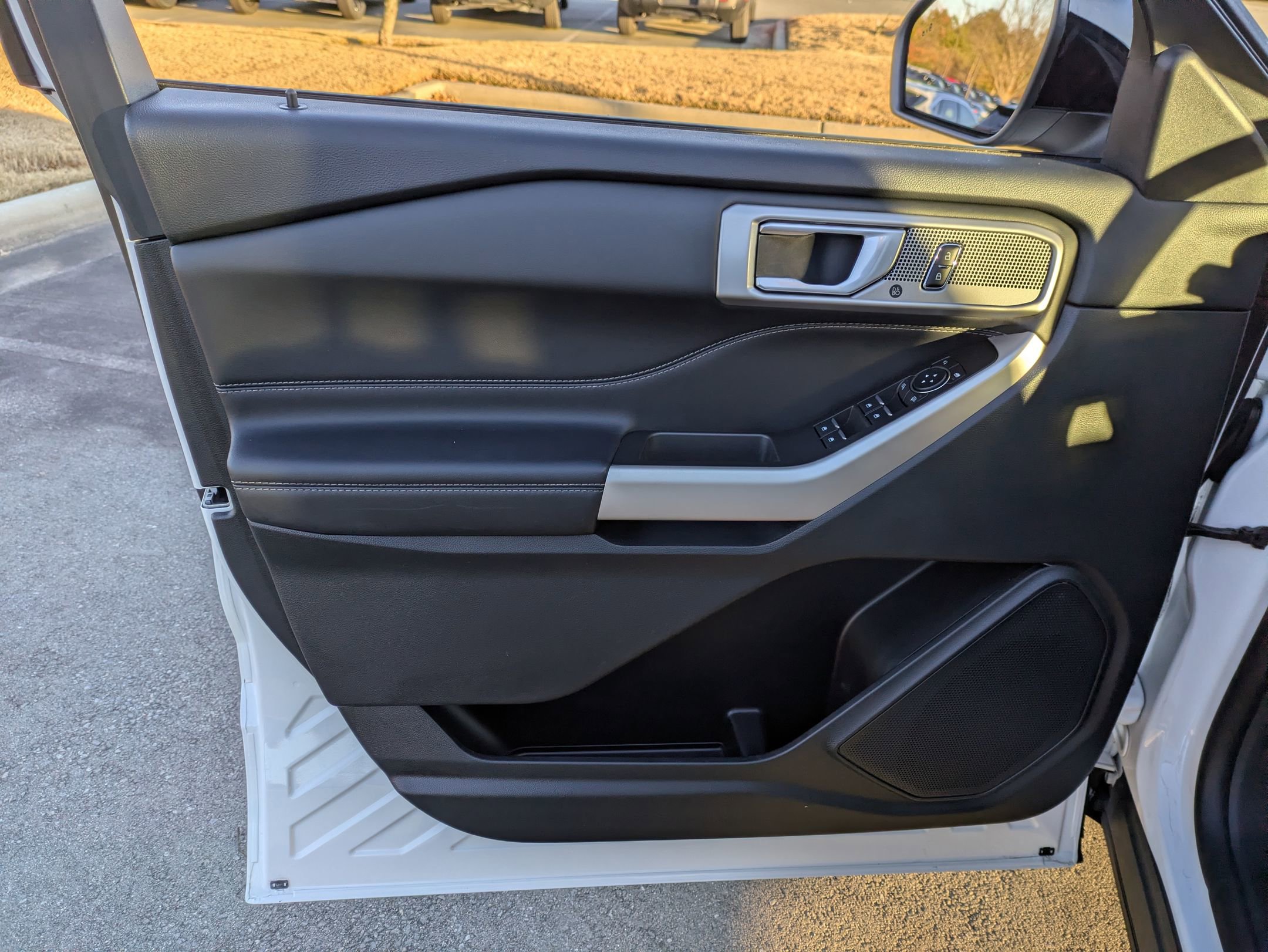 Certified 2023 Ford Explorer XLT w/ Equipment Group 202A image 15