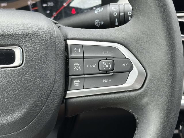 Used 2025 Jeep Compass Limited AWD/4WD image 21
