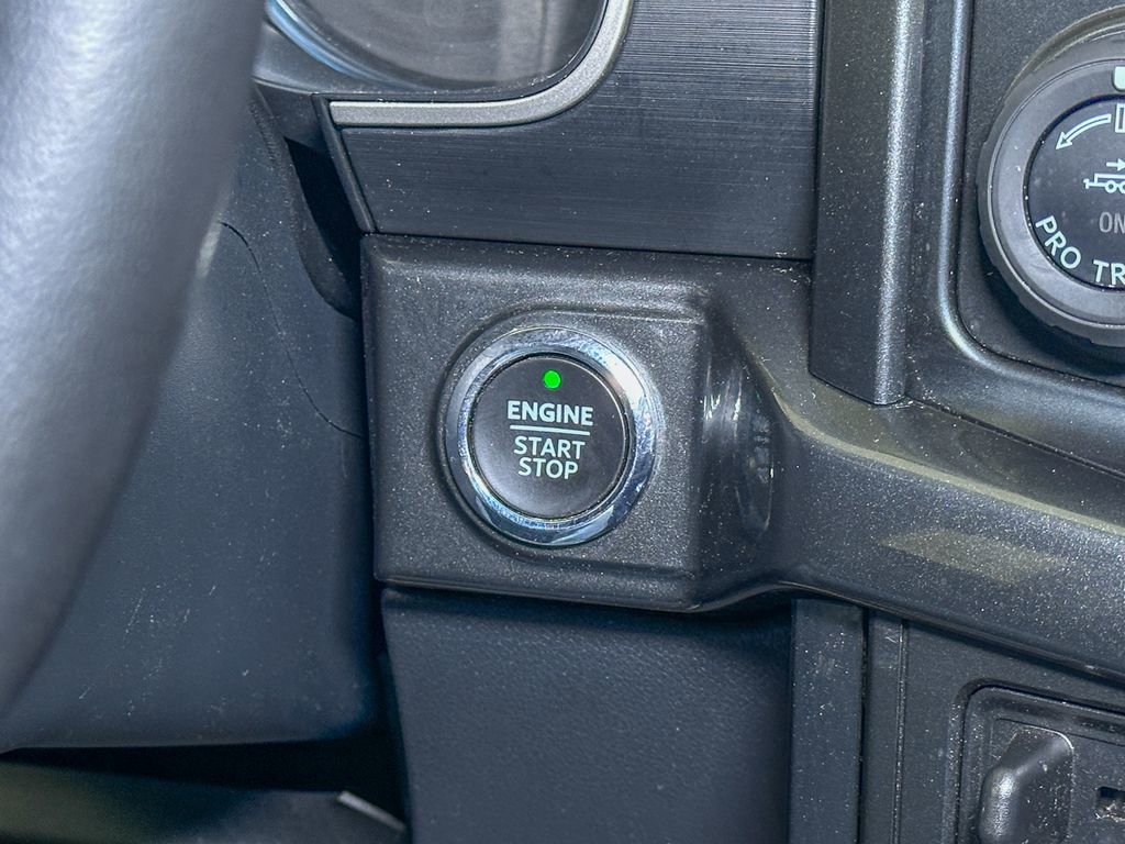 Certified 2022 Ford F150 XLT w/ Equipment Group 302A High image 39