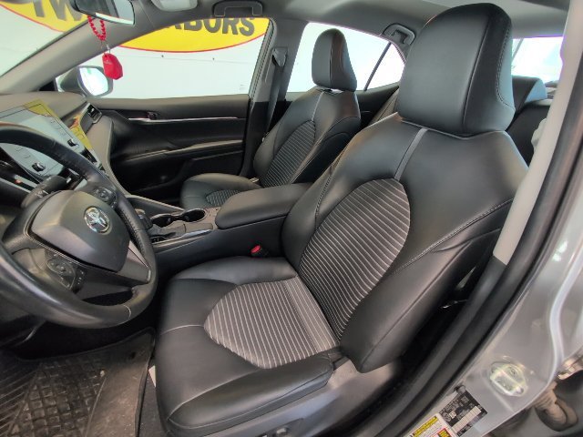 Used 2024 Toyota Camry SE FWD image 11
