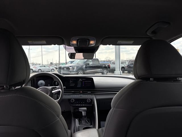 Used 2024 Hyundai Elantra SEL image 42