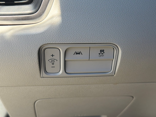 Used 2023 Kia Sorento S FWD image 33