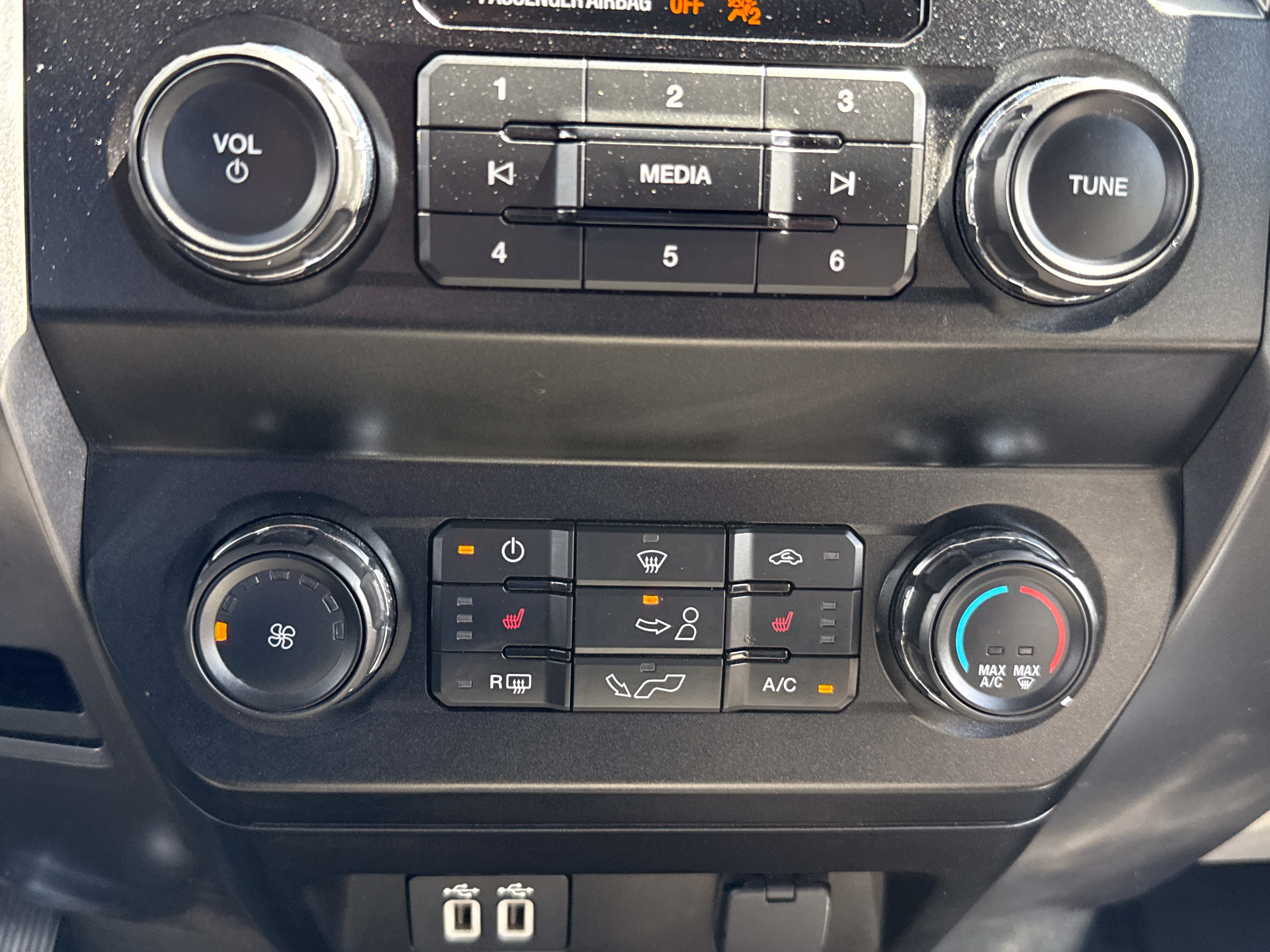 Certified 2020 Ford F150 XLT w/ Equipment Group 302A Luxury AWD/4WD image 23