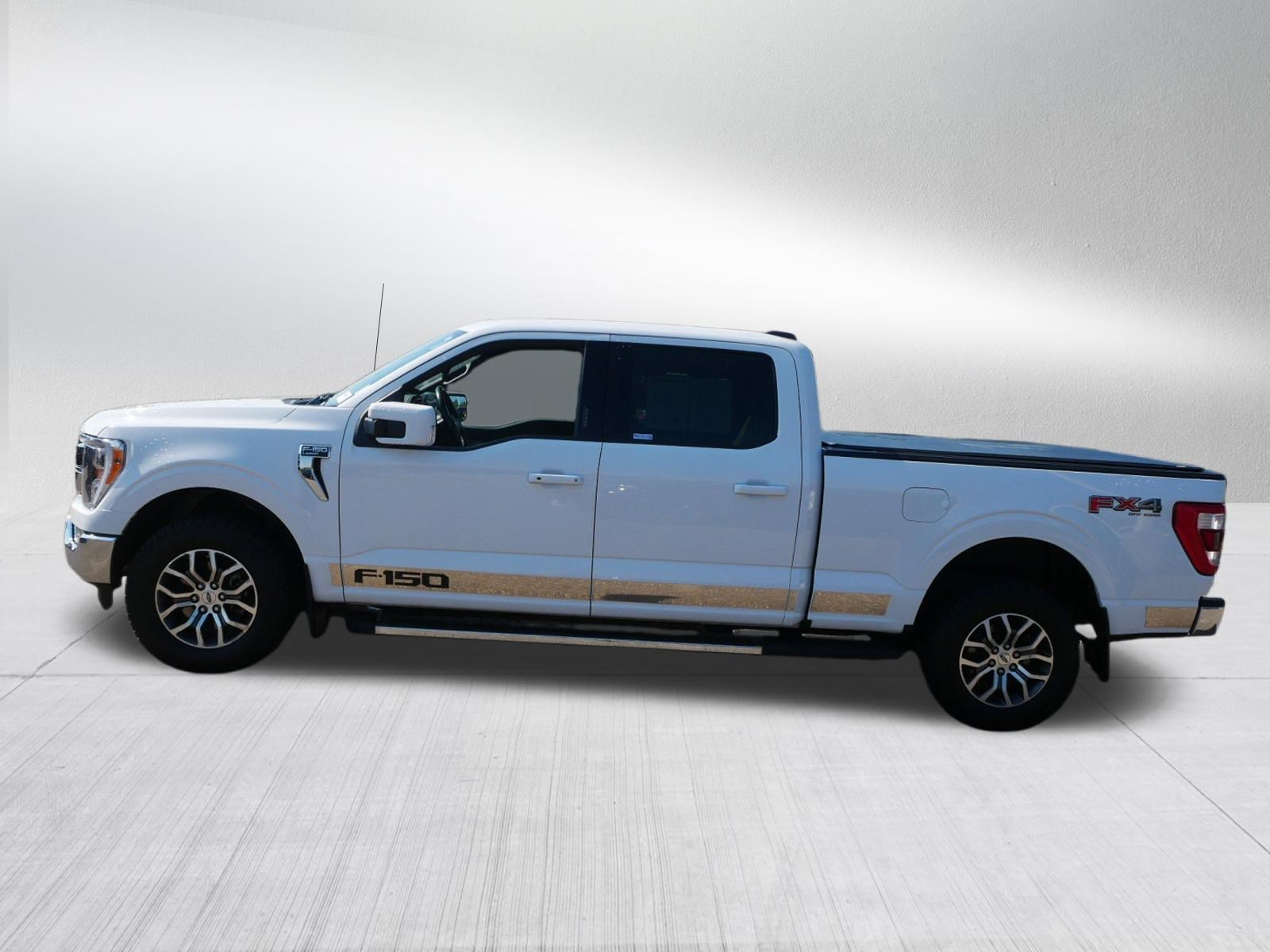 Certified 2021 Ford F150 Lariat w/ Max Trailer Tow Package AWD/4WD image 4