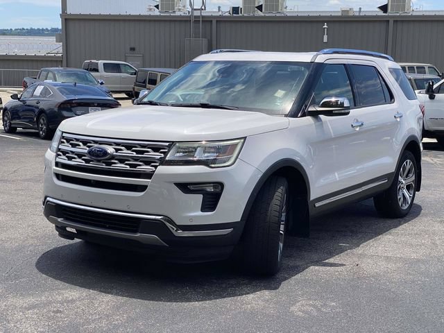 Certified 2019 Ford Explorer Limited w/ Limited Luxury Package AWD/4WD image 9