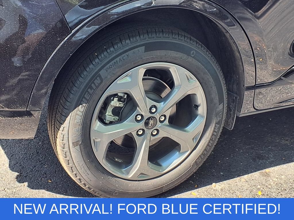 Certified 2024 Ford Escape ST-Line w/ Tech Pack #1 AWD/4WD image 6