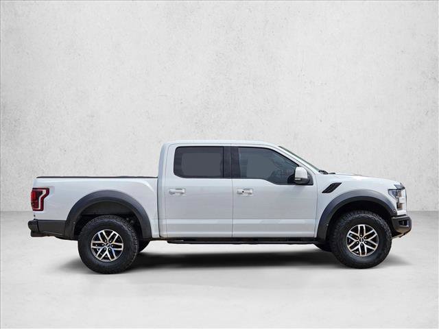 Certified 2018 Ford F150 Raptor w/ Equipment Group 802A Luxury image 4