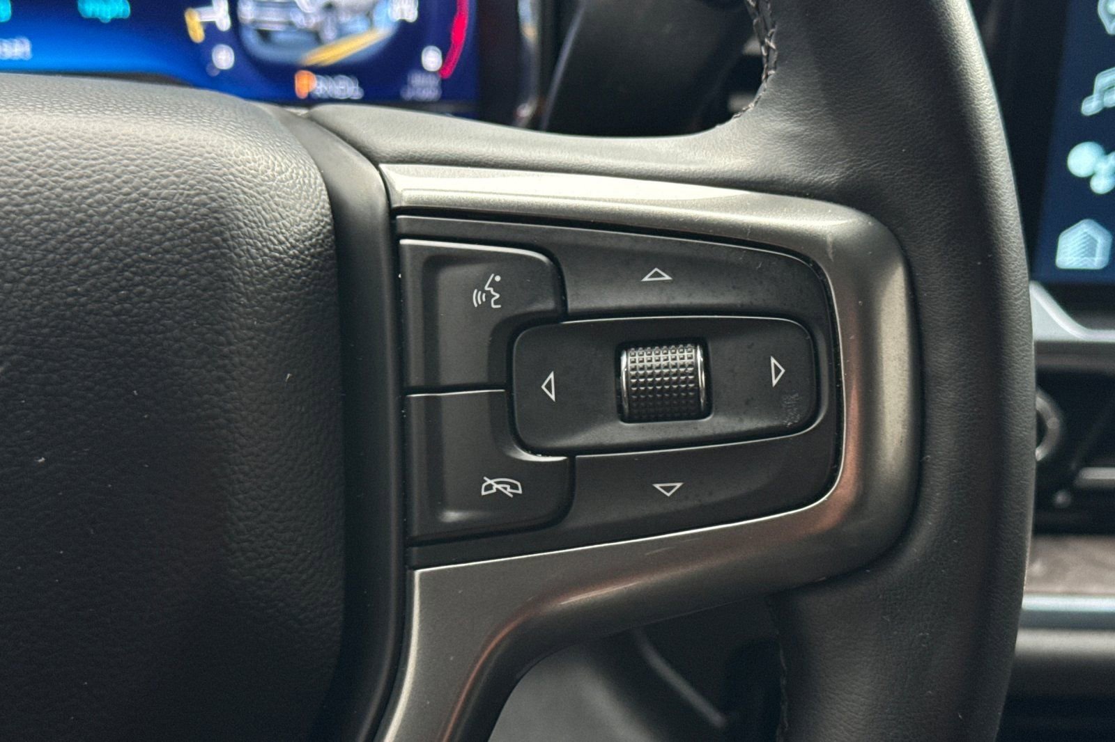 Used 2024 Chevrolet Silverado 2500 LTZ image 26