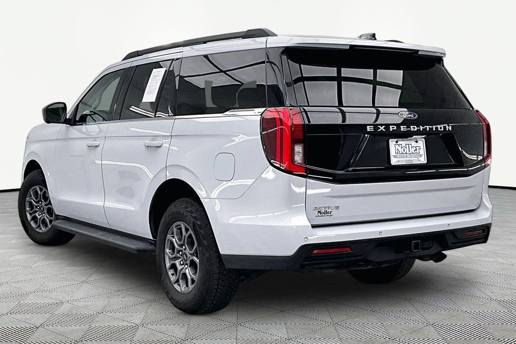 Certified 2025 Ford Expedition Active AWD/4WD image 13