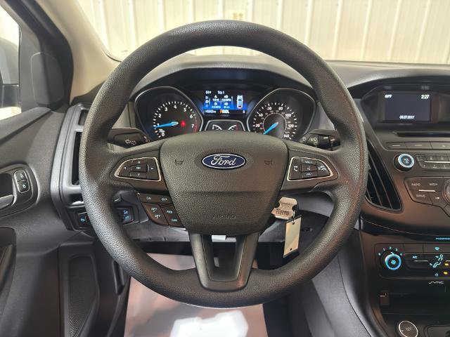 Certified 2017 Ford Focus SE image 8