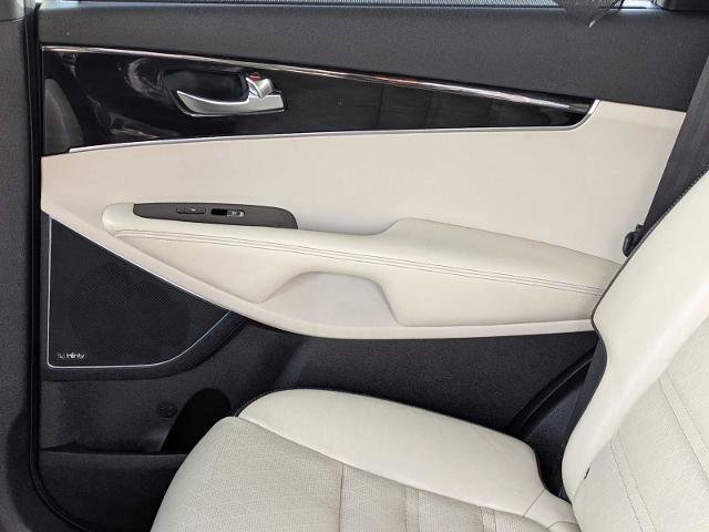 Used 2018 Kia Sorento SX image 20