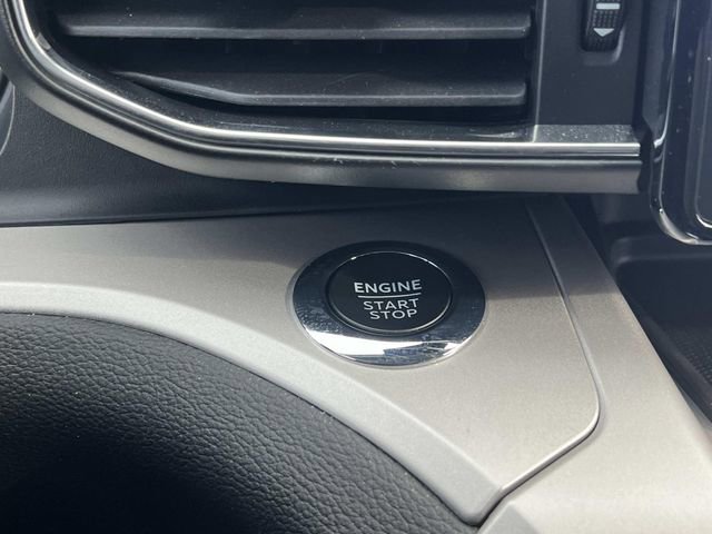 Certified 2023 Ford Explorer XLT w/ Equipment Group 202A image 24