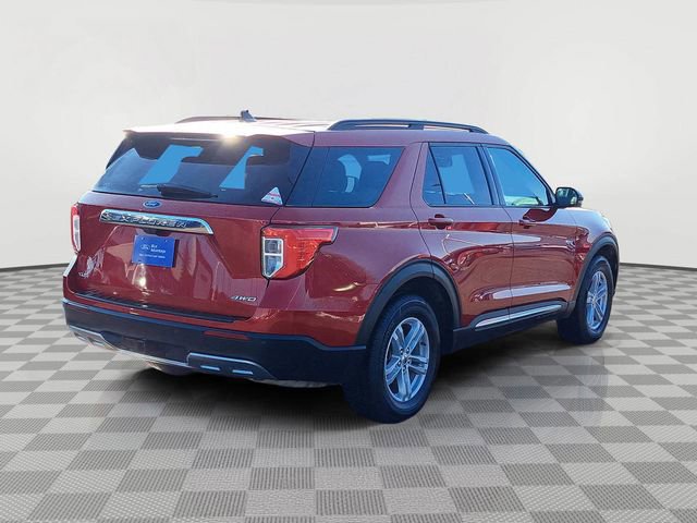 Certified 2023 Ford Explorer XLT w/ Equipment Group 202A AWD/4WD image 5