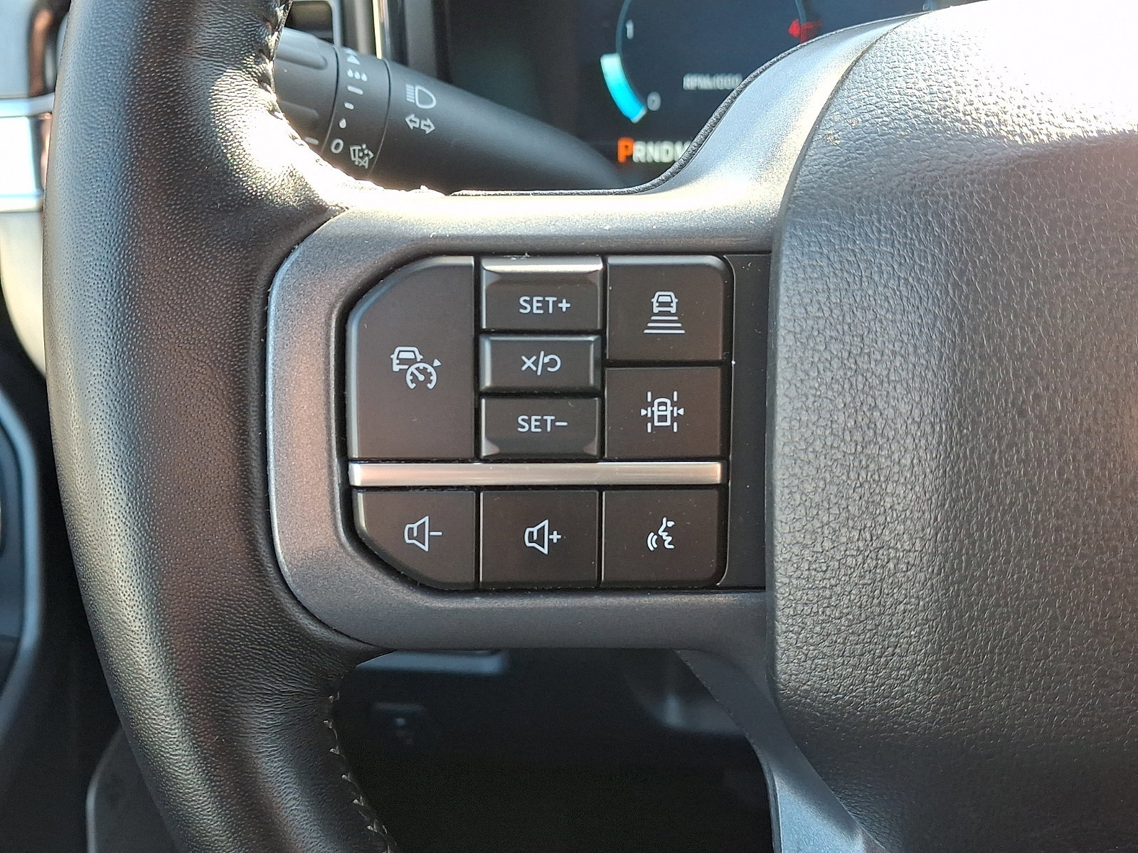 Certified 2024 Ford F350 Lariat w/ Lariat Ultimate Package image 28