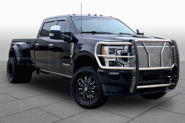 Certified 2022 Ford F350 Platinum AWD/4WD image 3
