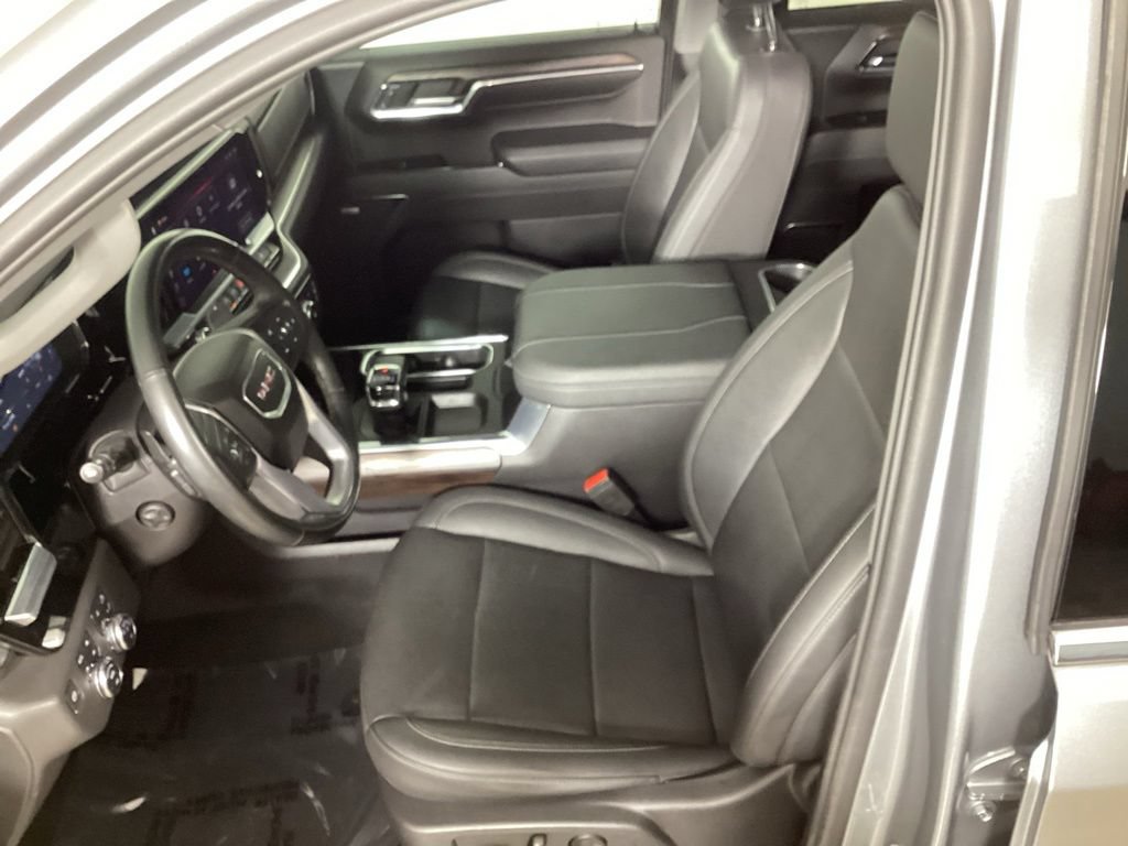 Used 2023 GMC Sierra 1500 SLT w/ SLT Convenience Package AWD/4WD image 29