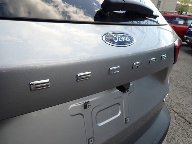 Certified 2023 Ford Escape Platinum AWD/4WD image 7