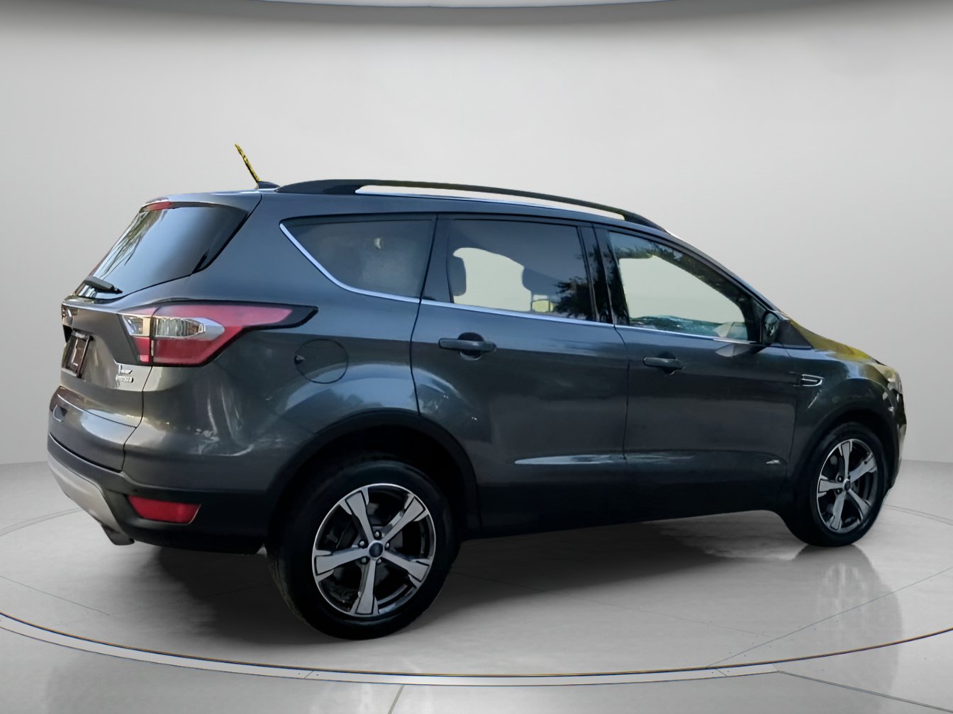 Certified 2017 Ford Escape SE w/ SE Leather Comfort Package FWD image 29