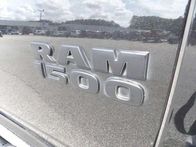 Used 2018 RAM 1500 Express w/ Black Ram 1500 Express Group RWD image 15