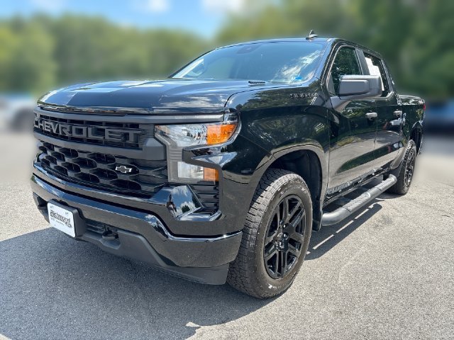 Used 2026 Chevrolet Silverado 1500 Custom w/ Turbomax Blackout Package AWD/4WD image 4