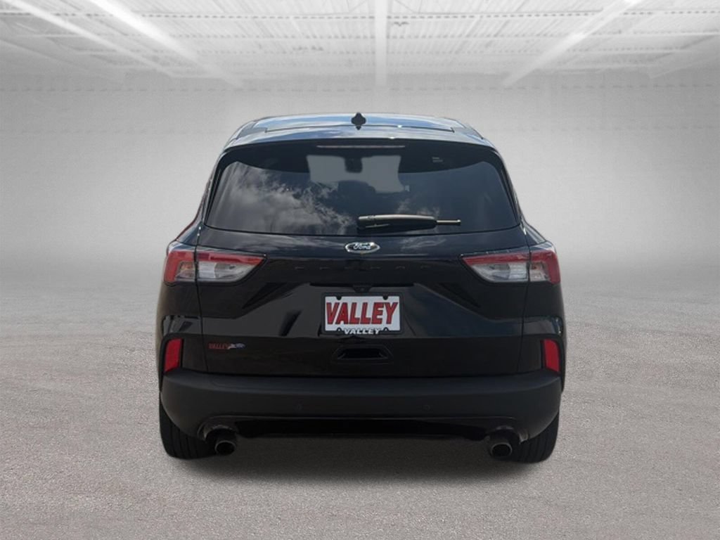 Certified 2022 Ford Escape SEL w/ SEL Stealth AWD Package image 12