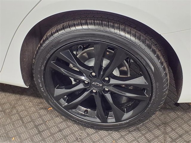 Used 2024 Chevrolet Malibu LT image 29