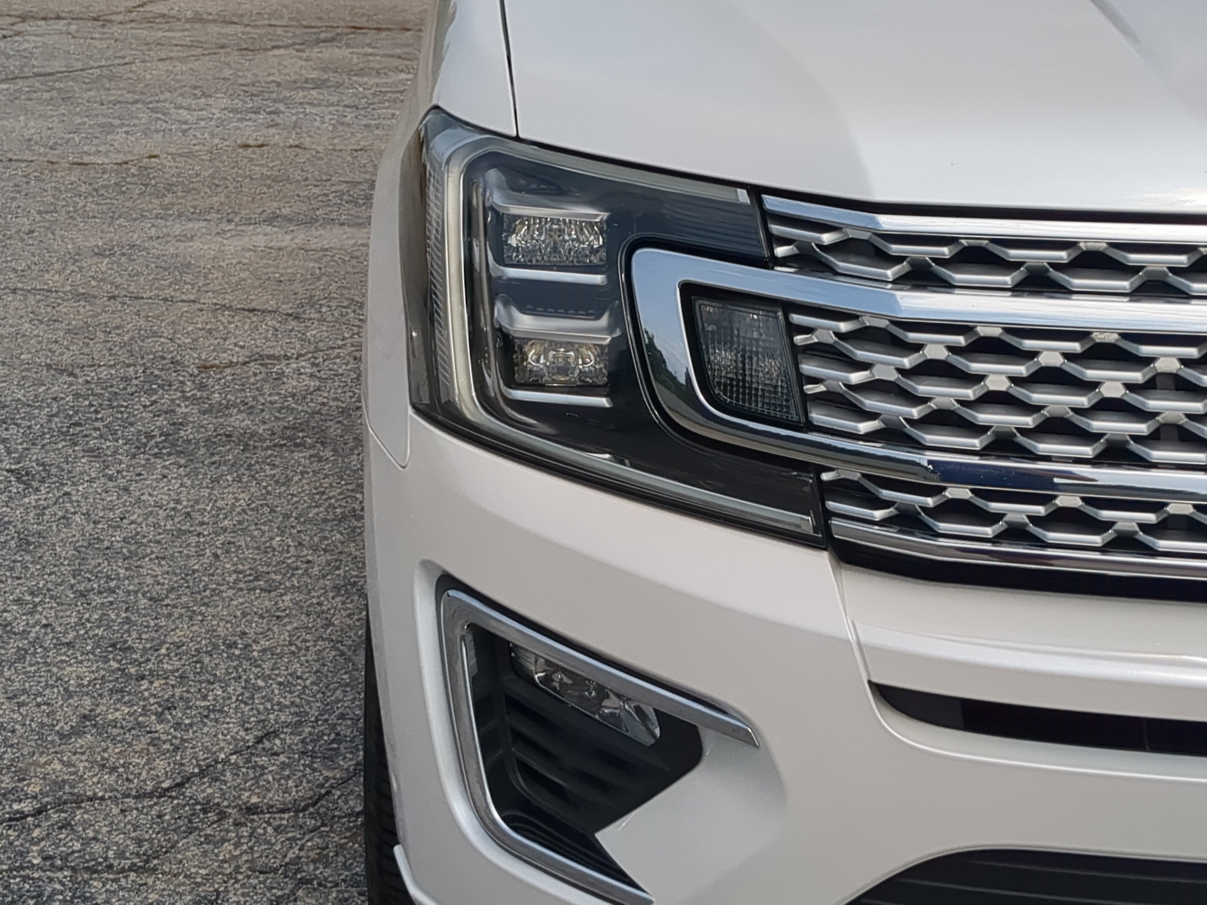 Certified 2019 Ford Expedition Platinum RWD image 8