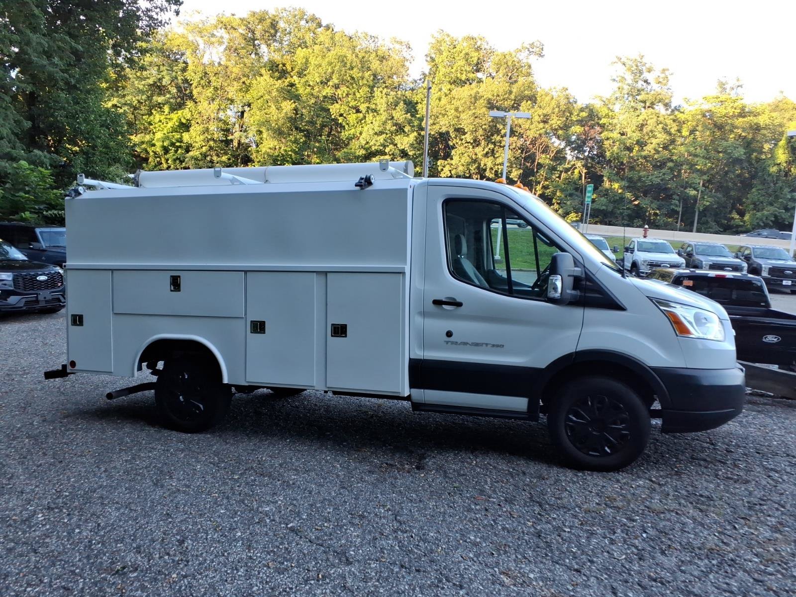 Certified 2019 Ford Transit 350 138 w/ Interior Upgrade Package RWD image 9