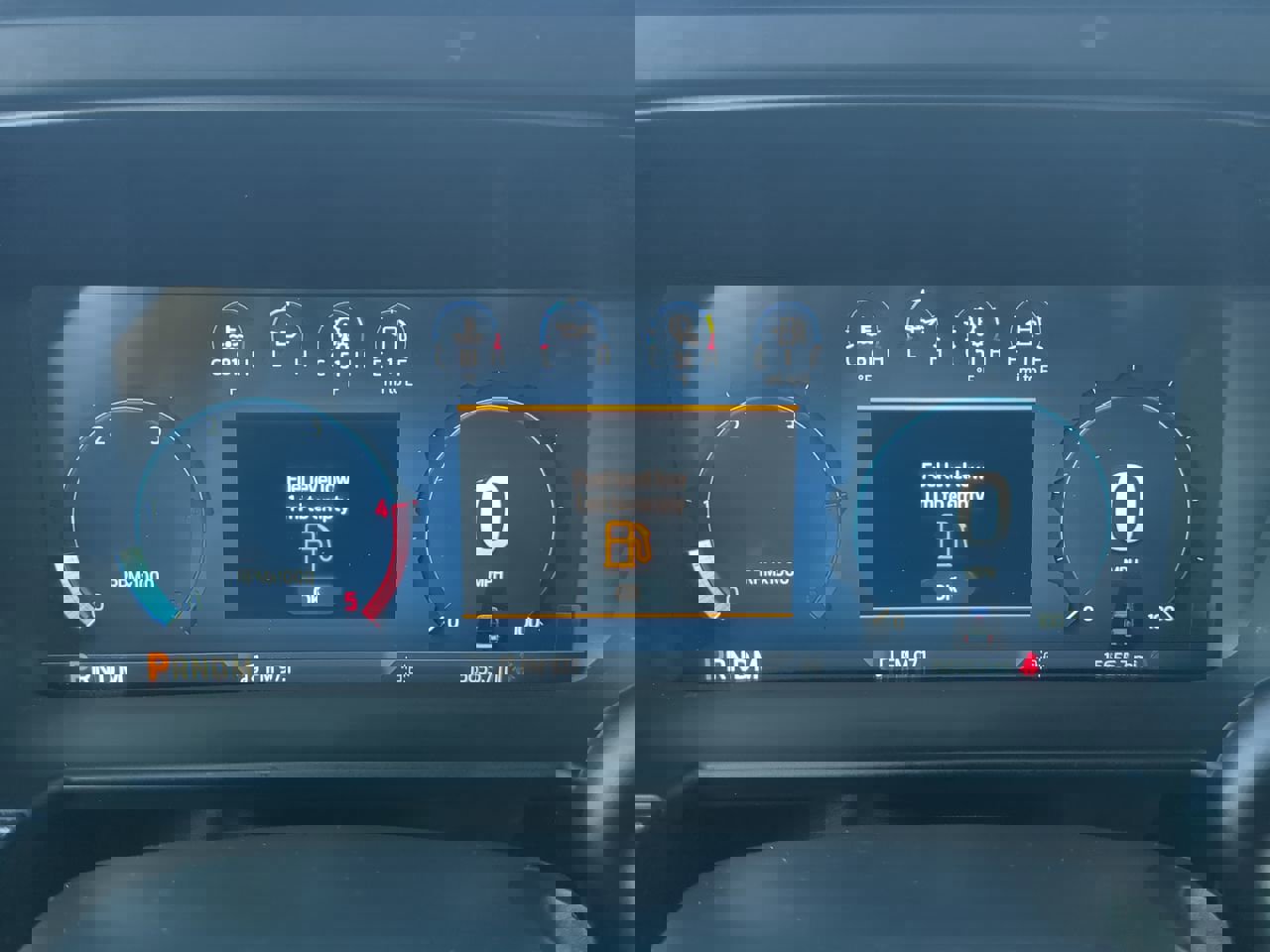 Certified 2025 Ford F450 Platinum w/ FX4 Off-Road Package image 26