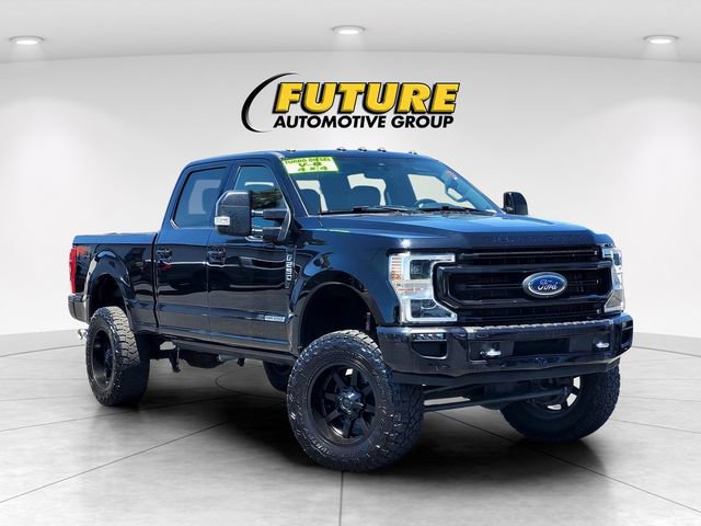 Certified 2022 Ford F250 Platinum w/ FX4 Off-Road Package AWD/4WD image 1