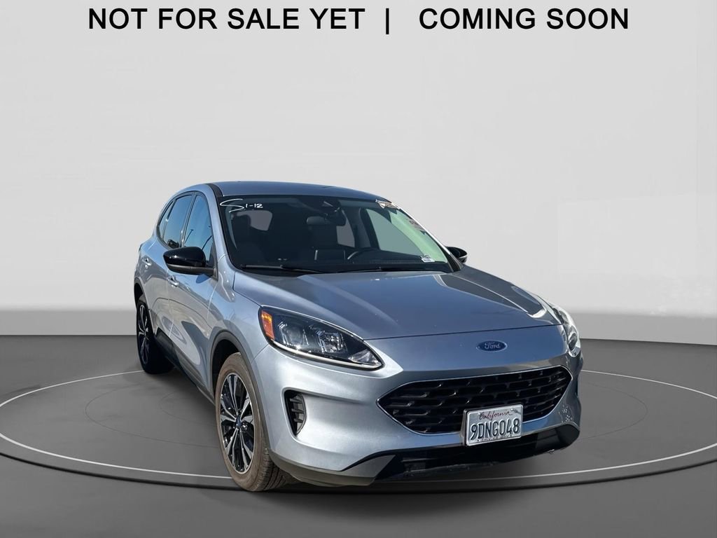 Certified 2022 Ford Escape SE w/ SE Sport Appearance Package image 1