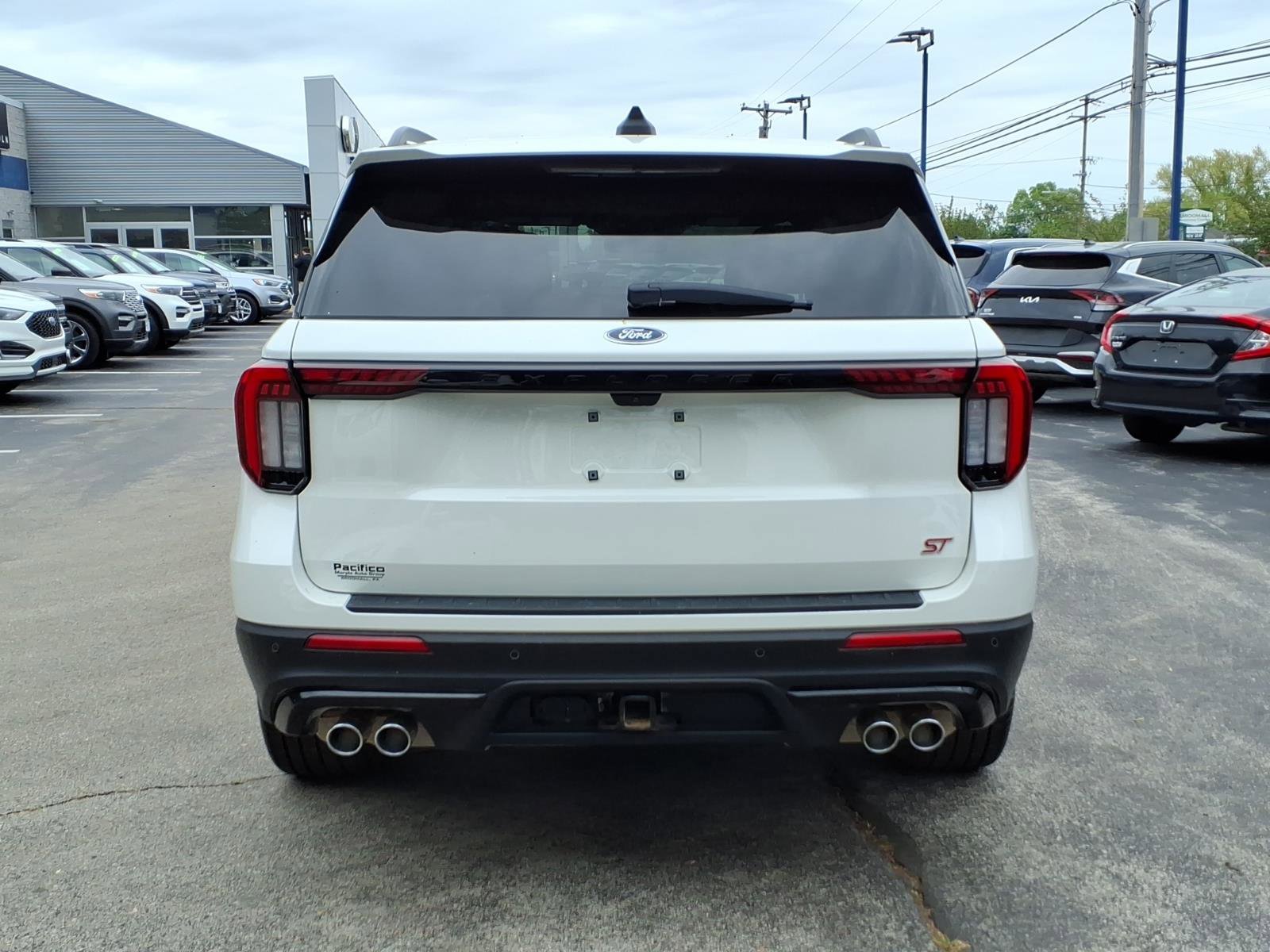 Certified 2025 Ford Explorer ST w/ Sun And Sound Package AWD/4WD image 5