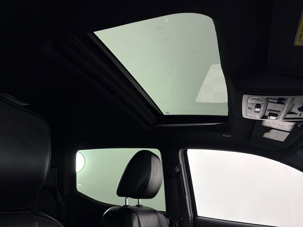 Used 2020 Toyota Tacoma TRD Off-Road w/ TRD Premium Off Road Package image 30