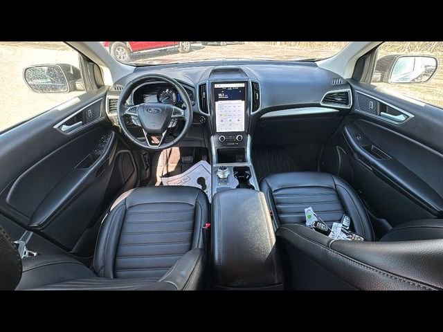 Certified 2023 Ford Edge SEL w/ Convenience Package AWD/4WD image 12